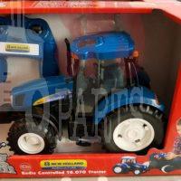 Britains New Holland T6070 Remote Control Tractor 1/16 scale