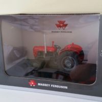 UH Massey Ferguson 35X Tractor 1/32 Scale