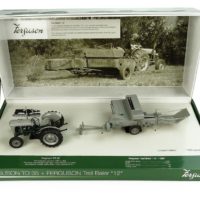 UH Massey Ferguson TO35 Tractor & F12 Baler Box Set 1/32 Scale