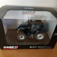 UH Case/IH Maxxum 145 CVX  Tractor 1/32 Scale - Black Beauty Limited Edition